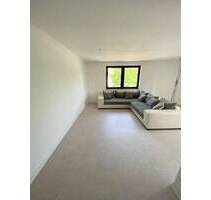 - Trittau - Helle Zwei-Zimmer-Wohnung im 2. OG