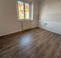 2. Monate kaltmietfrei ! *** - Bad mit Fenster 2OG = DG - Chemnitz Sonnenberg