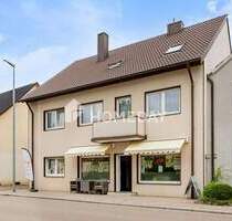 Saniertes Mehrfamilienhaus mit 2 WE, einer Gewerbeeinheit und Garage in Bechhofen