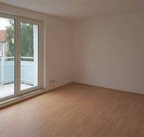 Für die kleine Familie: Ruhig gelegen, praktischer Grundriss und Südost-Balkon - Pirna