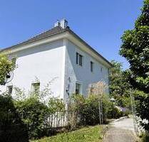 Bayerischer Wald: Wohnhaus im Villenstil mit großzügigem Garten in zentraler Marktlage, Eging am See - Eging a.See