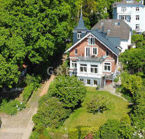 Rarität am Süllberg: Einfamilienhaus mit herrlichem Garten und Elbblick - Hamburg Blankenese
