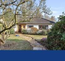 Rohdiamant in Bremen-Borgfeld: Renovierungsbedürftiger Bungalow mit Potenzial und Ausbaureserve
