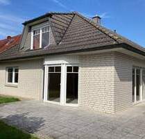 Großzügiger Bungalow mit Dachausbau und Garage in Schneverdingen