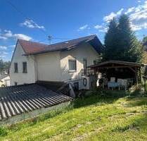 Top-Gelegenheit! Einfamilienhaus mit großem Grundstück in Oberstreit zu verkaufen!