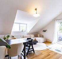Elegante 3Z. Dachgeschoßwohnung mit Balkon - Ottobrunn