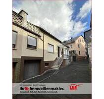 Einladendes Reihenmittelhaus mit Terrasse und Potenzial in zentraler Lage - Kirn
