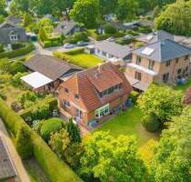 Beste Freunde und Familien aufgepasst: 2 EFH auf tollem Grundstück - Adendorf