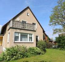 Familienfreundlich - viele Zimmer - Einfamilienhaus mit Anbau in Wasbüttel