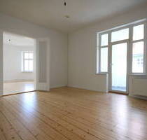 Großzügige und schöne 4-Zimmer-Altbauwohnung mit Loggia in direkter Nähe vom Rathaus - Wittenberge