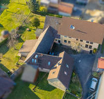Anwesen mit großem Wohnhaus und historischem Nebengebäude - Straubenhardt / Langenalb