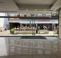 Attraktive Ladenfläche im Herzen von Benrath - Sichtbarkeit, Raum und Lage für Ihre Geschäftsidee - Düsseldorf