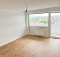 Sanierte 2,5-Raum-Wohnung mit Balkon und EBK in Langen (Hessen)