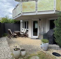 Moderne 3 Zimmer-Erdgeschosswohnung mit Terrasse, eigenem Garten und TG Stellplatz - Stuttgart Münster