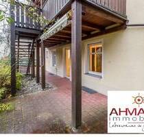 Mehr geht nicht - tolle EG-Wohnung mit EBK, Terrasse, Carport - Amberg