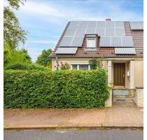 Doppelhaushälfte mit großem Garten - Erbpachtgrundstück in Wedel