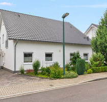 #KOMINOS IMMOBILIEN# Gepflegte Doppelhaushälfte mit Terrasse - Attendorn
