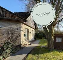 Zentral gelegener, solider Bungalow mit schönem Garten und Ausbaupotential - provisionsfrei - Syke