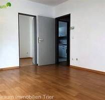 TR.: Heiligkreuz- Kleine Eigentumswohnung mit 2 ZKB, Balkon und inkl.Stellplatz. - Trier