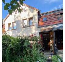 Kleines Reihenmittelhaus in Flöha
