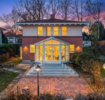 Hochkarätiges Architektenhaus auf parkähnlichem Gartengrundstück im Herzen von Falkensee-Finkenkrug