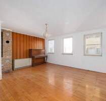 Wohnen mit Geschichte: Denkmalgeschütztes Zweifamilienhaus - Neuenbürg