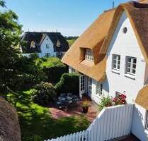 Charmante reetgedeckte 3-Zimmer-Erdgeschosswohnung mit Garten und Stellplatz - Dunsum