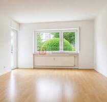 Top!! Renovierte Erdgeschosswohnung - 2 Zimmer, Balkon und Einzelgarage - Frankfurt Bornheim