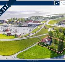 Ferienhaus direkt am Hafen von Butjadingen - genehmigt, saniert und nur wenige Schritte zum Deich