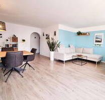 Stilvolle 4-Zi.-Whg. mit Sonnenbalkon, neuem Bad & TG-Box - in Gerlingen