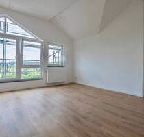 Großzügige 3-Zimmer-Dachgeschosswohnung mit traumhaftem Ausblick - Bad Salzschlirf