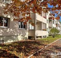 Seniorengerechte 2-Raum-Wohnung mit Dusche & Balkon - bei Einzug frisch renoviert - Bad Dürrenberg