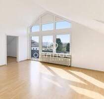 *** TOLLE ZWEIZIMMER WOHNUNG IN BEGEHRTER LAGE *** - Stuttgart / Vaihingen