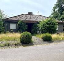 Einfamilienwohnhaus mit Garage und Carport (Zwangsversteigerung) - Flußbach