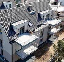 Wohnen mit Stil und Komfort | 4-Zimmer-Neubauwohnung mit Sonnenbalkon, zwei Bädern und Aufzug - Wiesbaden Gibb