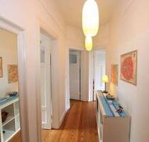 DREAMHOUSE Immobilien: Charmante Altbauwohnung in begehrter Lage - Hamburg Barmbek-Nord