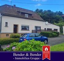 Gepflegtes Wohnhaus mit diversen Nebengebäuden und großem Grundstück! - Puderbach VG Reichenstein