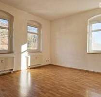 Zentral gelegene 2-Raum-Wohnung mit Balkon in Rabenau