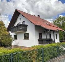 hochwertiges Einfamilienhaus mit viel Platz in grüner, zentrumsnaher Lage - Werdau