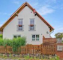 Modernes Wohnen in Brieselang - Familienfreundliches Einfamilienhaus mit Stil und Komfort