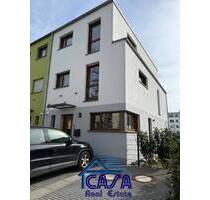 Modernes Leben in einer möblierten DHH mit Garten, ruhig gelegen - Frankfurt am Main / Griesheim