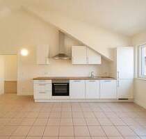 80 m² Loft-Wohnung mit Carport & Gartenanteil - Ruhige Lage mit exellenter Anbindung - Steinburg