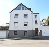 Charmantes Zweifamilienhaus in beliebter Lage von Brühl-Badorf * Kaminofen * klimatisiertes DG * Außenpool