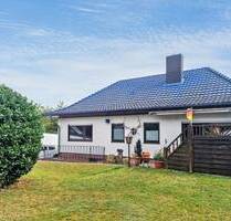 Bungalow in Liebenau mit schönem Grundstück, Garage und Vollkeller