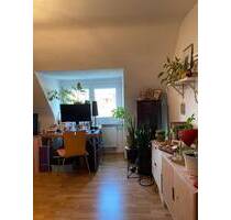 Über den Dächern - Helle, gemütliche 2 Zimmer Wohnung am Aufseßplatz - Nürnberg Galgenhof