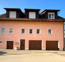 Zweifamilienhaus mit großzügigem Wohnraum und Doppelgarage - Ettenheim / Ettenheimweiler