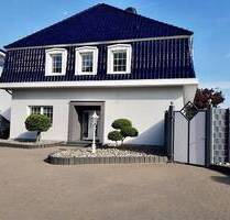 #Luxusimmobilie Wohnhaus + Gewerbeanbau in Hille oder Wohnen für die Großfamilie