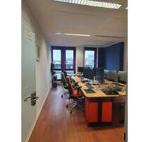 2 Büroräume mit Domblick in Gemeinschaftsbüro zu vermieten - All-in-Miete - Köln Altstadt - Nord