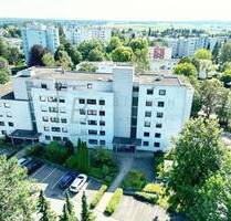 3,5-Zimmer-Erdgeschosswohnung mit Südwest-Loggia und Tiefgaragenstellplatz SOFORT BEZUGSFREI - Biberach an der Riß