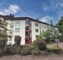 Stilvolle Eigentumswohnung mit Balkon und Garage auf dem Kieselhumes - Saarbrücken St Johann